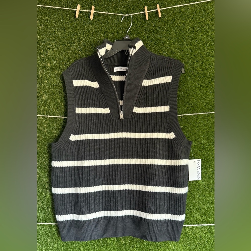 Women’s Size XL Nine West Quarter Zip Sweater Vest